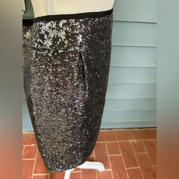 J.Crew Black Sequin Mini Skirt - Like New - Picture 4 of 8